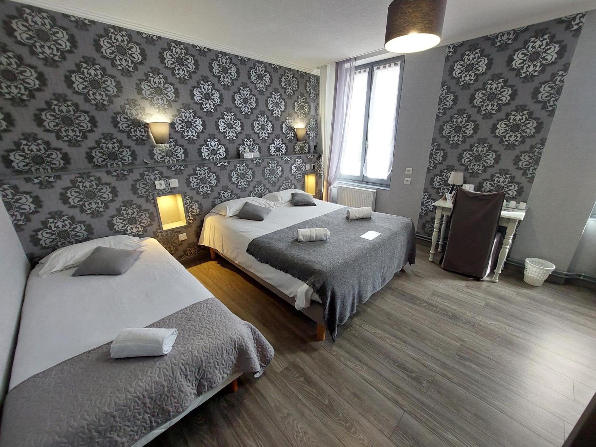 Logis Hotels - Auberge De L'Ile - Hotel 3 Etoiles Et Restaurant Creysse  Exteriér fotografie