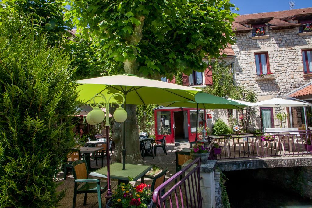 Logis Hotels - Auberge De L'Ile - Hotel 3 Etoiles Et Restaurant Creysse  Exteriér fotografie