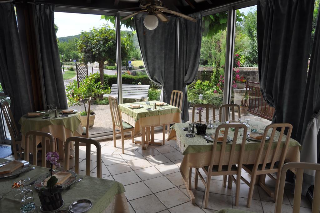 Logis Hotels - Auberge De L'Ile - Hotel 3 Etoiles Et Restaurant Creysse  Exteriér fotografie